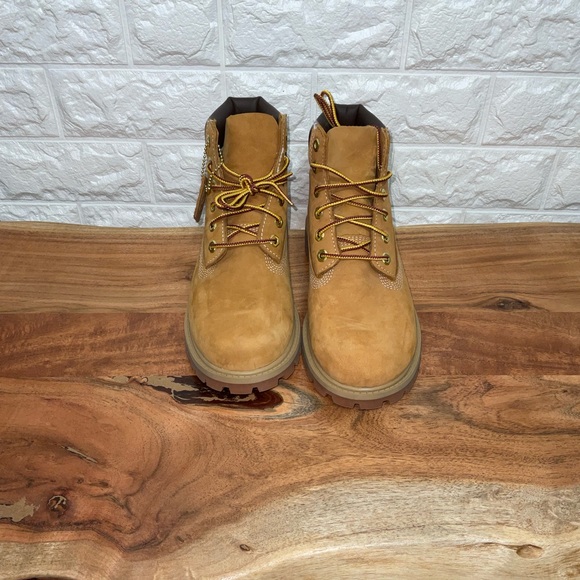 Timberland Boys 6” Premium Waterproof Nubuck‎ Boots Wheat Tan Size 3.5 Youth